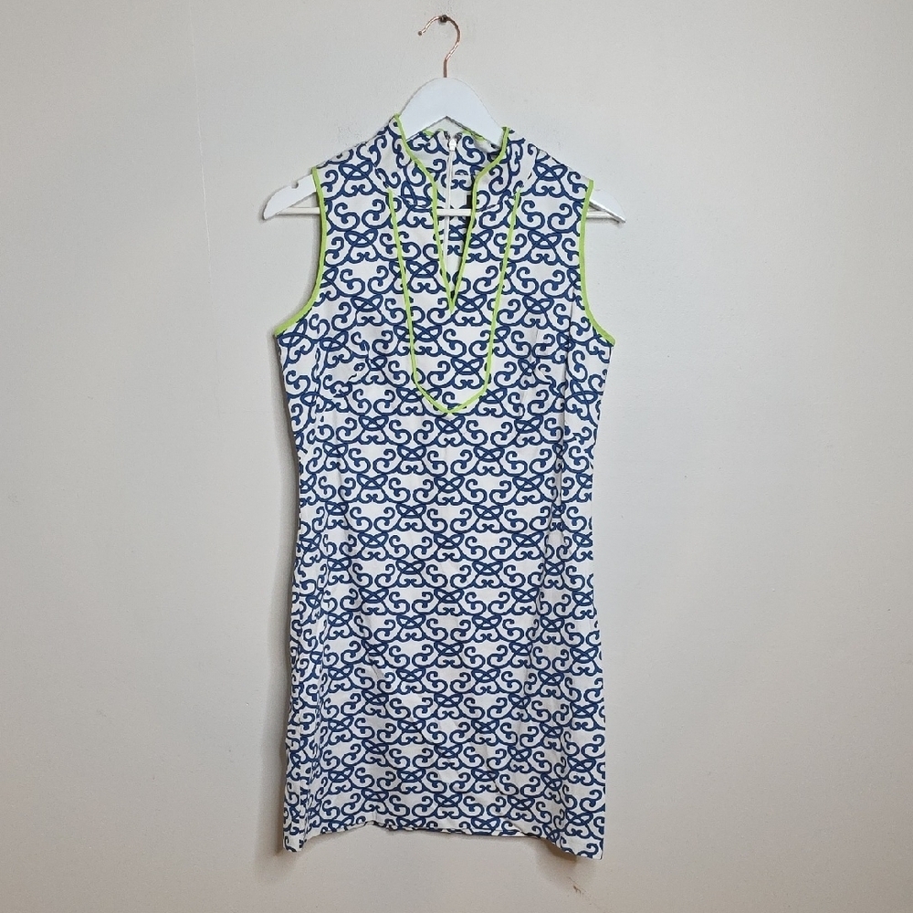Vince Camuto Blue and White Swirl Dress with Green Accents Size 6